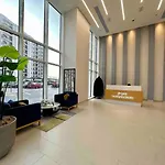 Yas Beach & Ferrari World 1Br Waterfront Gym