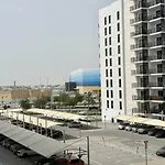 Yas Beach & Ferrari World 1Br Waterfront Gym