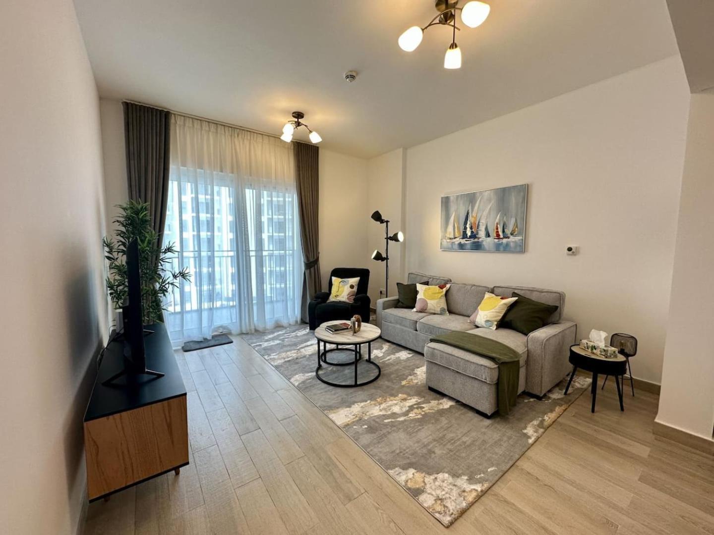 Yas & Ferrari World 1br Waterfront Gym Holiday home