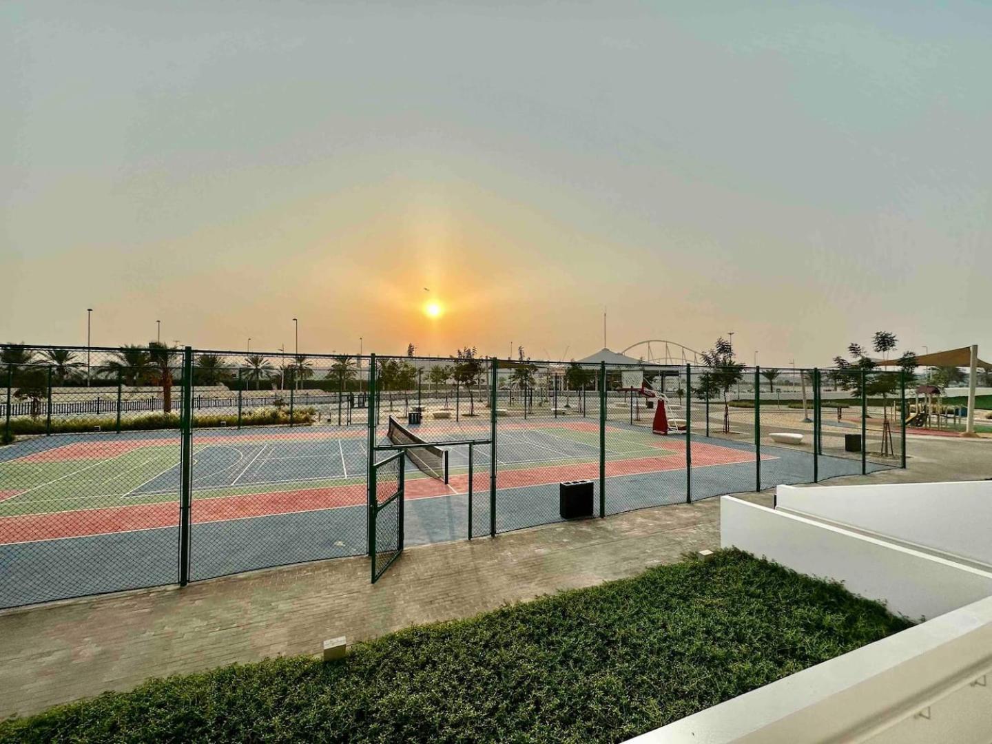Holiday home Yas & Ferrari World 1br Waterfront Gym Abu Dhabi